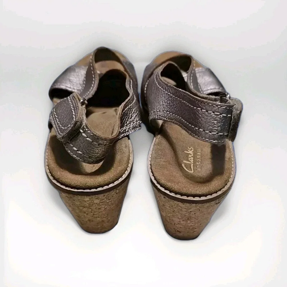 Clarks Artisan Metallic Leather Aisley Tulip Slingback Cork Sandals Sz 11M #X13